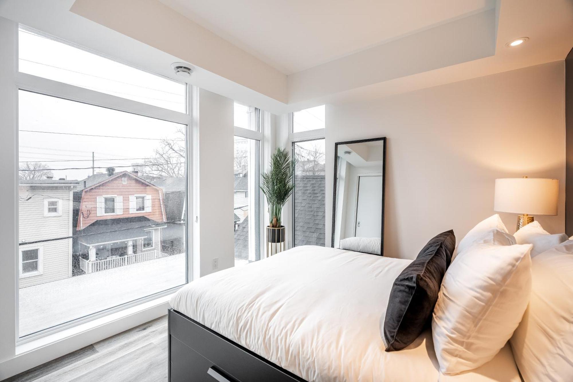Westview Luxury Suites Ottawa Luaran gambar